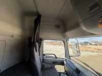 UDトラックスクオンアルミウイング大型（10t）[写真39]