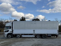 UDトラックスクオンアルミウイング大型（10t）[写真07]