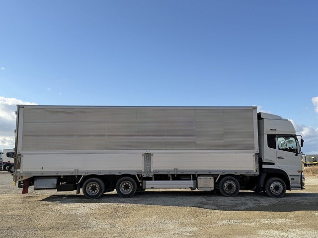 UDトラックスクオンアルミウイング大型（10t）[写真08]