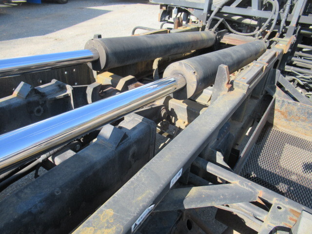 日野レンジャーコンテナ専用車増トン（6t・8t）[写真11]