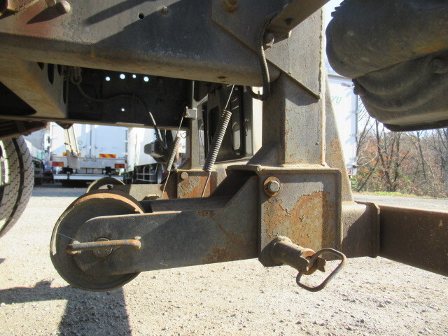 日野レンジャーコンテナ専用車増トン（6t・8t）[写真14]