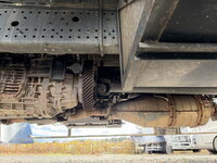 いすゞフォワード平ボディ中型（4t）[写真20]