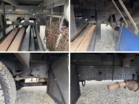 いすゞフォワード平ボディ中型（4t）[写真24]