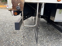 いすゞフォワード平ボディ中型（4t）[写真26]