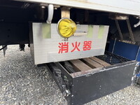 いすゞフォワード平ボディ中型（4t）[写真27]