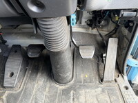 いすゞフォワード平ボディ中型（4t）[写真30]