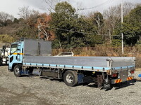 いすゞフォワード平ボディ中型（4t）[写真02]