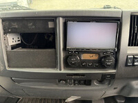 いすゞフォワード平ボディ中型（4t）[写真31]