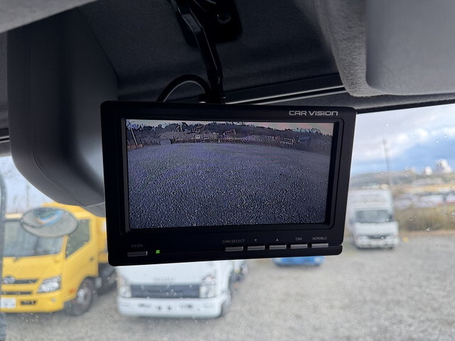 いすゞフォワード平ボディ中型（4t）[写真33]