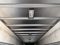 三菱ふそうファイターアルミバン中型（4t）[写真13]