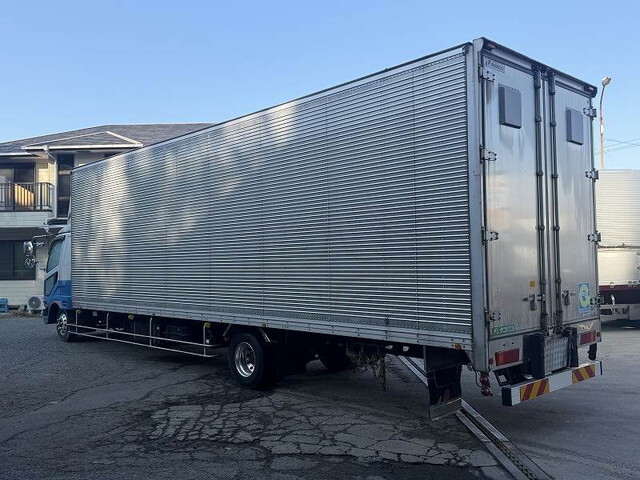 三菱ふそうファイターアルミバン中型（4t）[写真02]