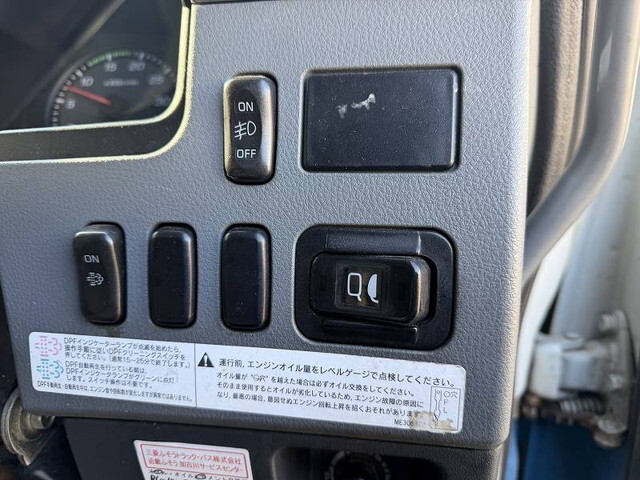 三菱ふそうファイターアルミバン中型（4t）[写真30]