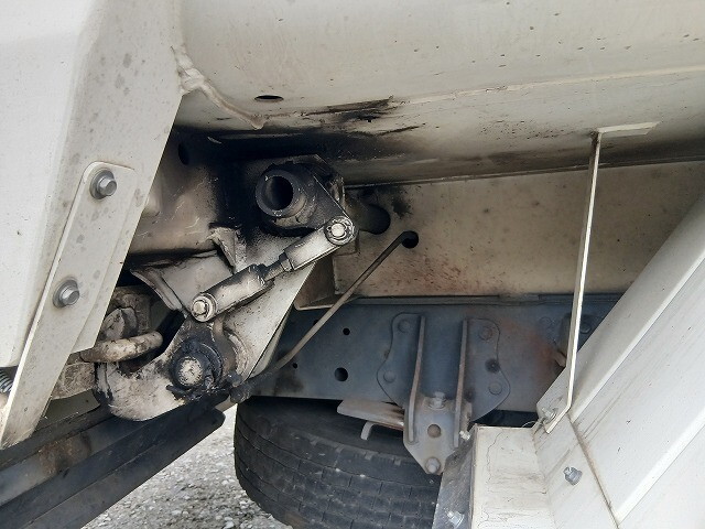 日野レンジャーパッカー車（塵芥車）中型（4t）[写真28]