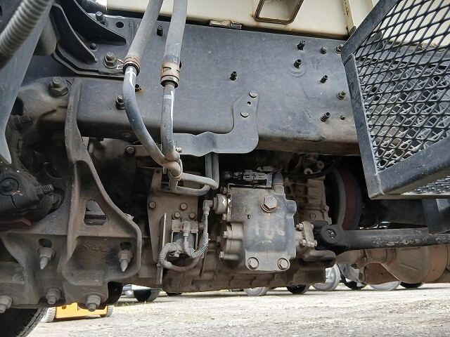 日野レンジャーパッカー車（塵芥車）中型（4t）[写真37]