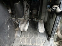 日野レンジャーパッカー車（塵芥車）中型（4t）[写真07]