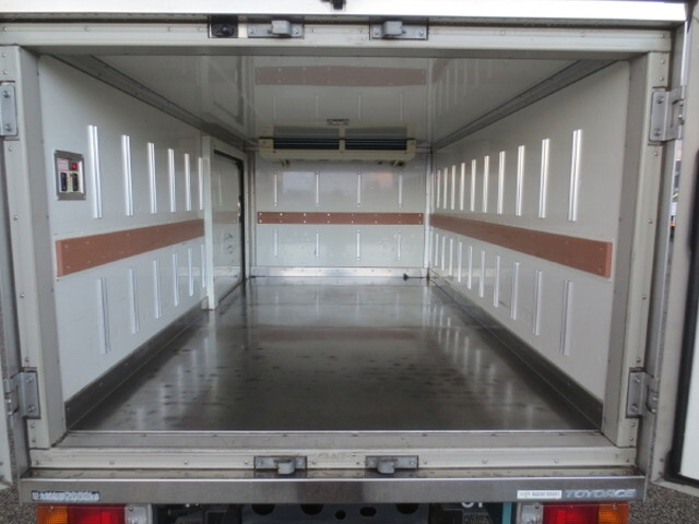 トヨタトヨエース冷凍車（冷蔵車）小型（2t・3t）[写真09]