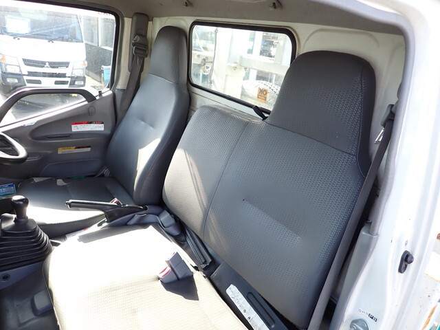 日野デュトロ高所作業車小型（2t・3t）[写真17]