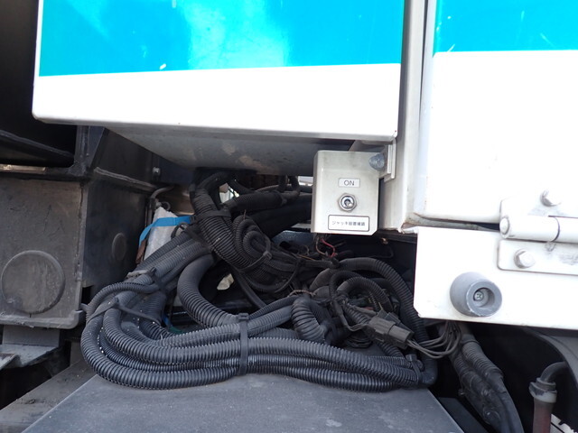 日野デュトロ高所作業車小型（2t・3t）[写真27]