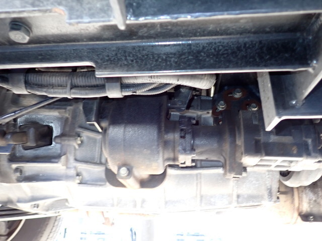 日野デュトロ高所作業車小型（2t・3t）[写真07]