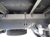 いすゞエルフ冷凍車（冷蔵車）小型（2t・3t）[写真21]