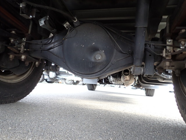 いすゞエルフ冷凍車（冷蔵車）小型（2t・3t）[写真22]