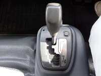 いすゞエルフ冷凍車（冷蔵車）小型（2t・3t）[写真30]