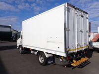 いすゞエルフ冷凍車（冷蔵車）小型（2t・3t）[写真02]