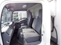 いすゞエルフ冷凍車（冷蔵車）小型（2t・3t）[写真35]