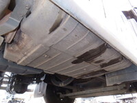 三菱ふそうスーパーグレートバルク車（粉粒体運搬車）大型（10t）[写真11]