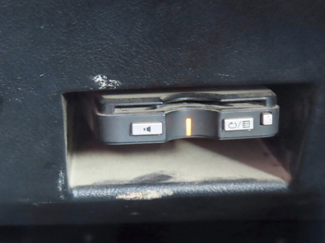 三菱ふそうスーパーグレートバルク車（粉粒体運搬車）大型（10t）[写真21]