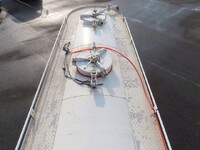 三菱ふそうスーパーグレートバルク車（粉粒体運搬車）大型（10t）[写真30]