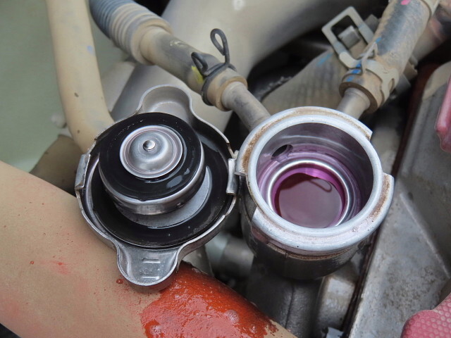 トヨタトヨエースダンプ小型（2t・3t）[写真24]