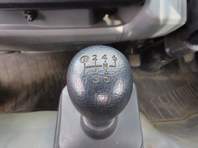 トヨタトヨエースダンプ小型（2t・3t）[写真30]