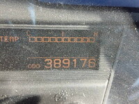 UDトラックスクオントレーラーヘッド（トラクターヘッド）大型（10t）[写真29]