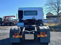 UDトラックスクオントレーラーヘッド（トラクターヘッド）大型（10t）[写真07]