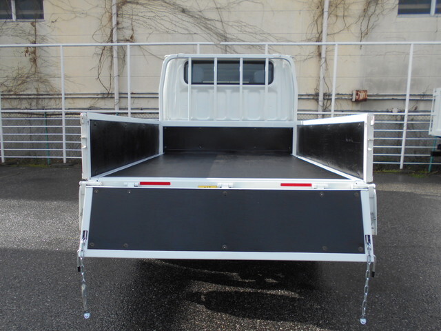 三菱ふそうキャンターダブルキャブ（Wキャブ）小型（2t・3t）[写真10]