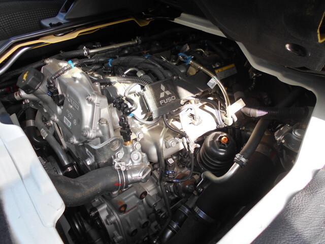 三菱ふそうキャンターダブルキャブ（Wキャブ）小型（2t・3t）[写真14]