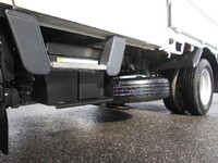 三菱ふそうキャンターダブルキャブ（Wキャブ）小型（2t・3t）[写真16]