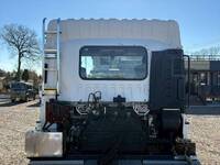 いすゞギガトレーラーヘッド（トラクターヘッド）大型（10t）[写真07]