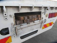 日野プロフィアクレーン付大型（10t）[写真25]