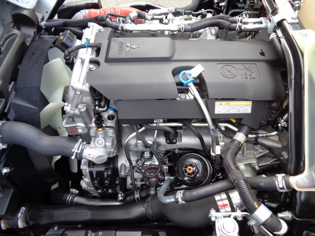 三菱ふそうキャンター平ボディ小型（2t・3t）[写真23]