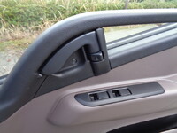 三菱ふそうキャンター平ボディ小型（2t・3t）[写真38]