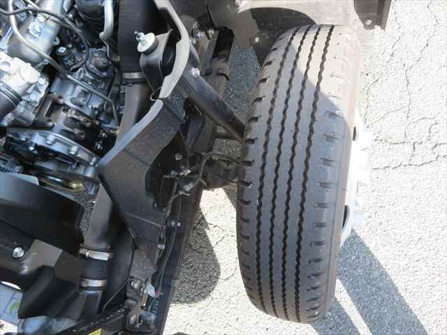 三菱ふそうキャンターダンプ小型（2t・3t）[写真12]