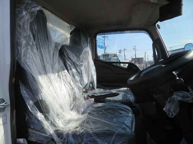 三菱ふそうキャンターダンプ小型（2t・3t）[写真37]