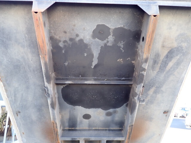 いすゞフォワードパッカー車（塵芥車）中型（4t）[写真17]