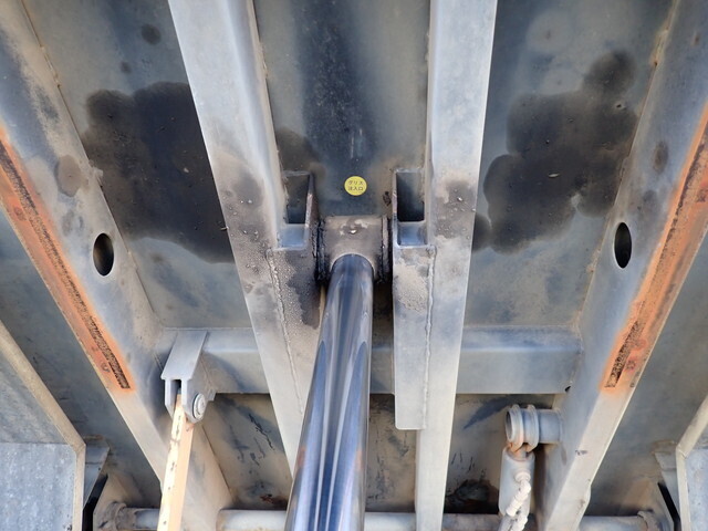 いすゞフォワードパッカー車（塵芥車）中型（4t）[写真21]