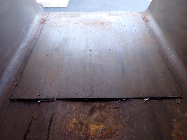 いすゞフォワードパッカー車（塵芥車）中型（4t）[写真24]