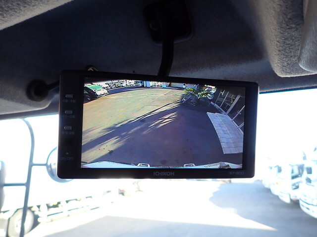 いすゞフォワードパッカー車（塵芥車）中型（4t）[写真35]