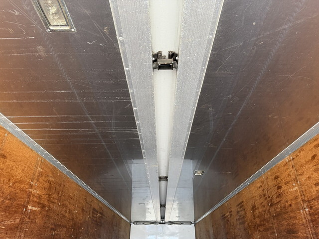 日野プロフィアアルミウイング大型（10t）[写真12]