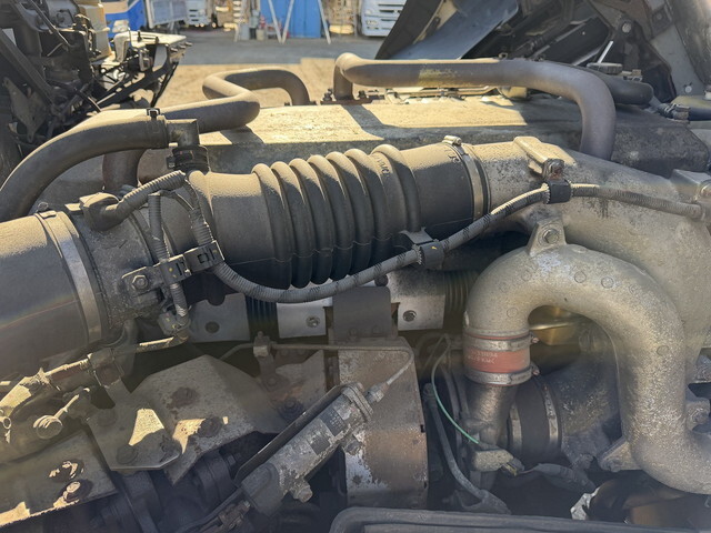 日野プロフィアアルミウイング大型（10t）[写真18]